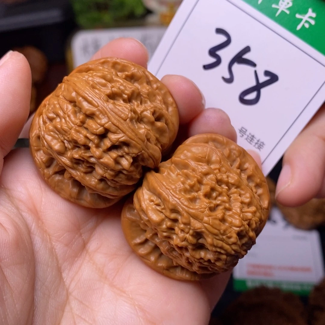 把件文玩核桃358闷尖白狮子头4.1