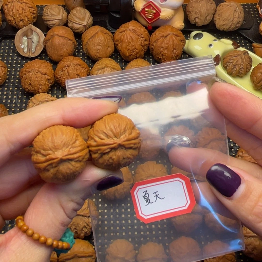 夏***爱文玩核桃吊坠24尺全品蜜桃元宝