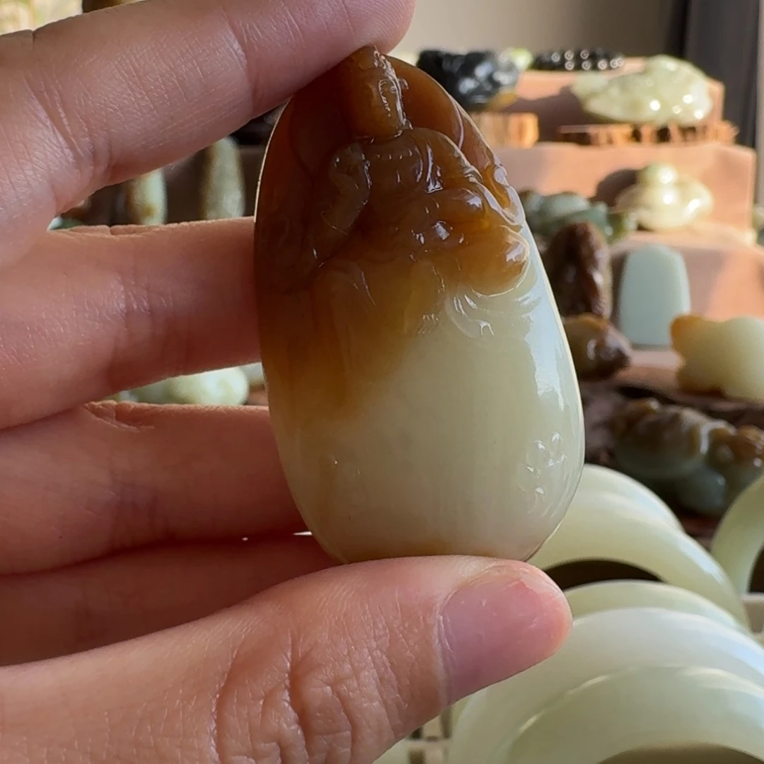 和田玉（糖玉）未镶嵌手链