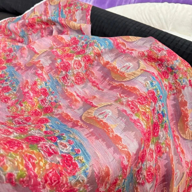 30 天丝亚麻数码印花3D立体油画风裙子面料3米价