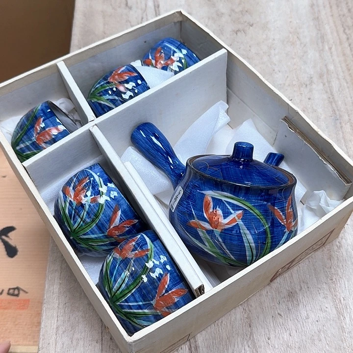 瓷片噗哈哈哈哈哈哈哈哈哈