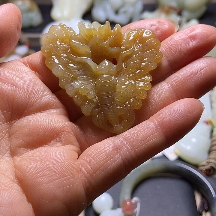 和田玉未镶嵌挂件