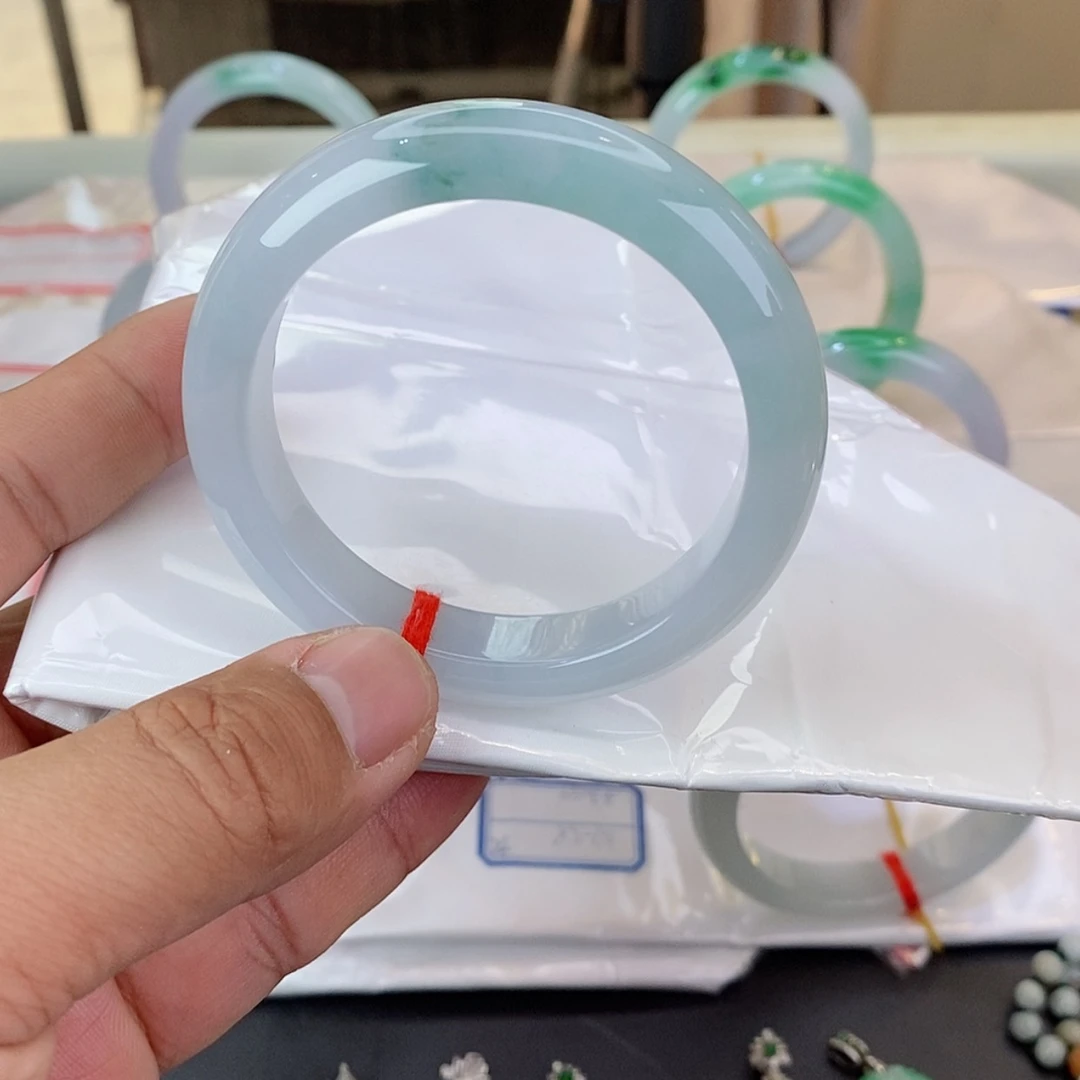 【闪购商品】翡翠手镯未镶嵌翡翠手镯
