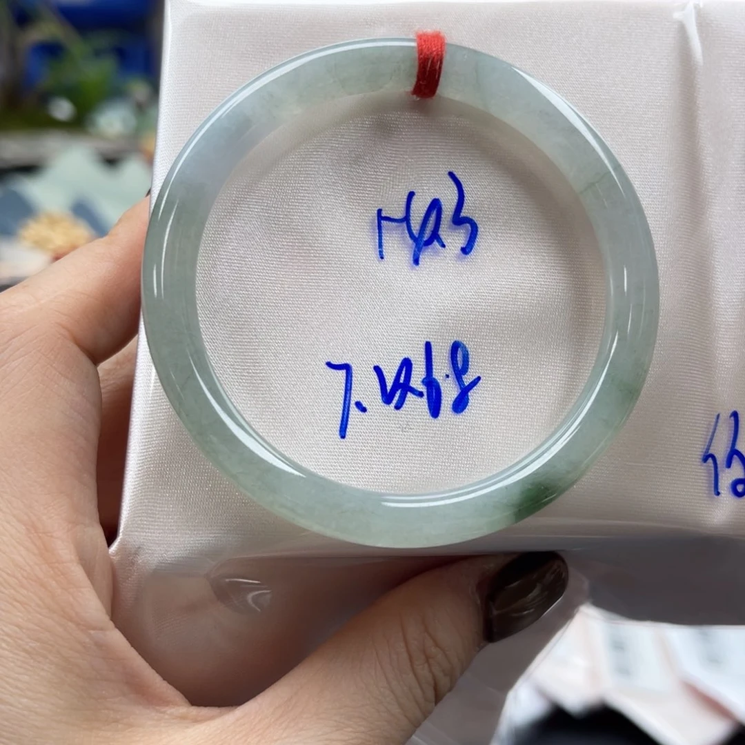 未镶嵌手镯翡翠翡翠