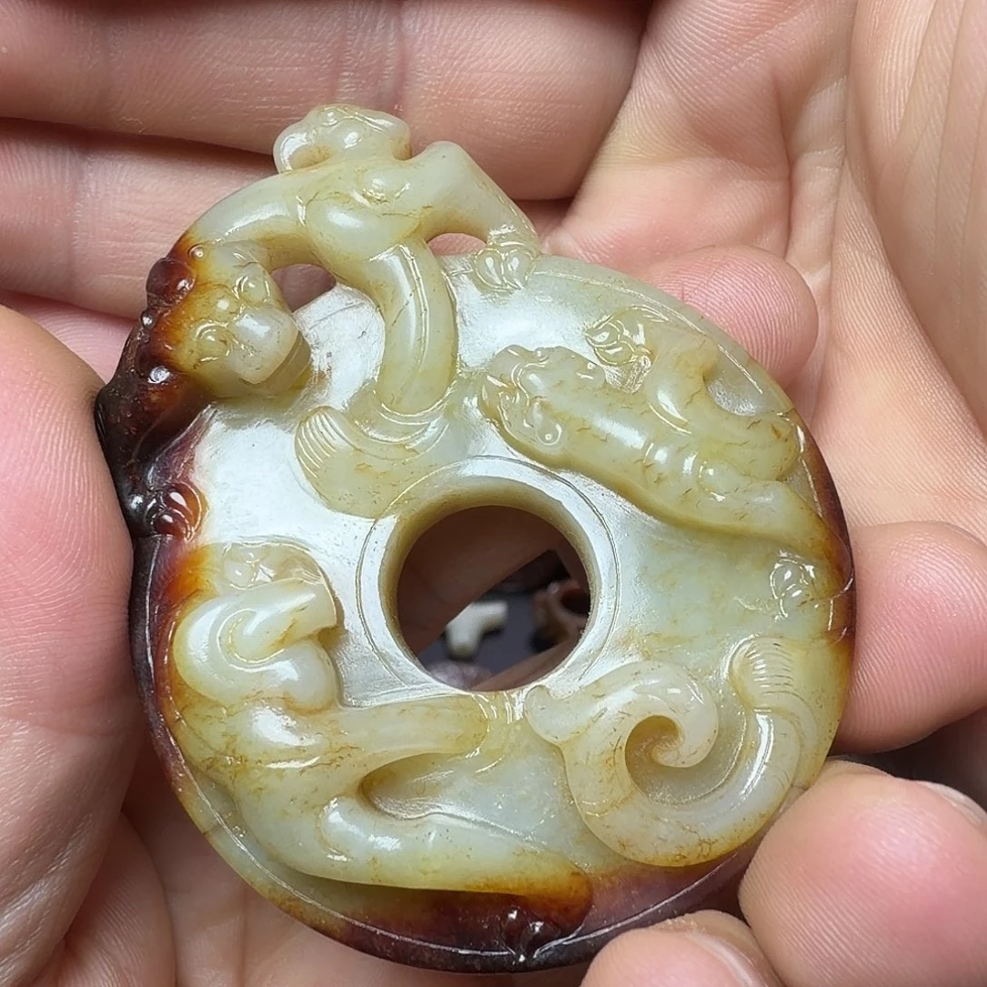 H***S和田玉（糖玉）未镶嵌挂件