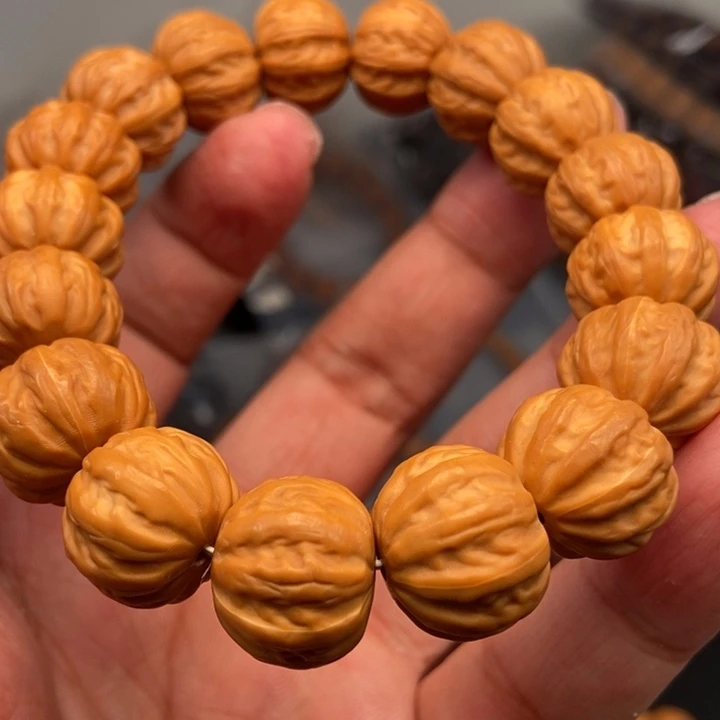 猴头核桃吊坠我们