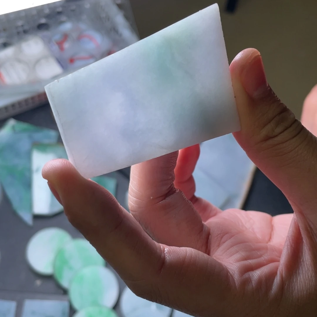 未镶嵌定制翡翠