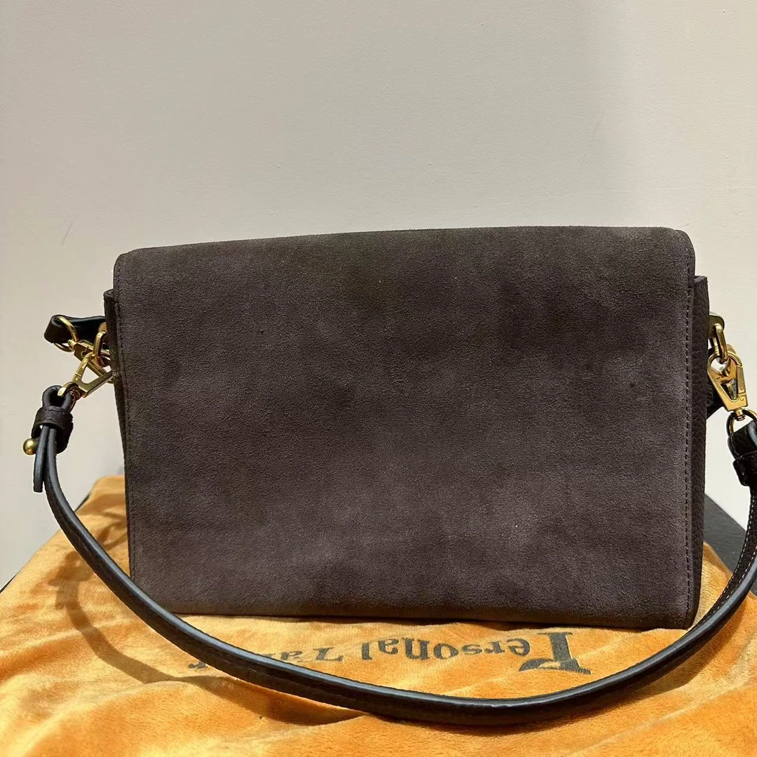 HIRMRIS手工真皮包550860磨砂棕 V字母大翻盖露