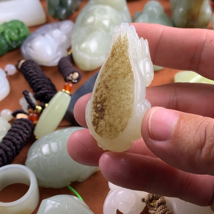 未镶嵌和田玉挂件