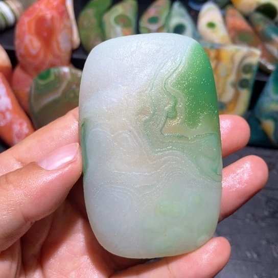 石英质玉珠宝半成品未镶嵌用****1