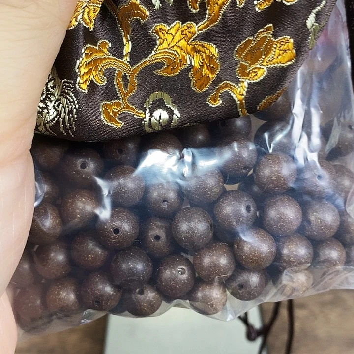 【鹅梨帐中香】1.0手串微瑕