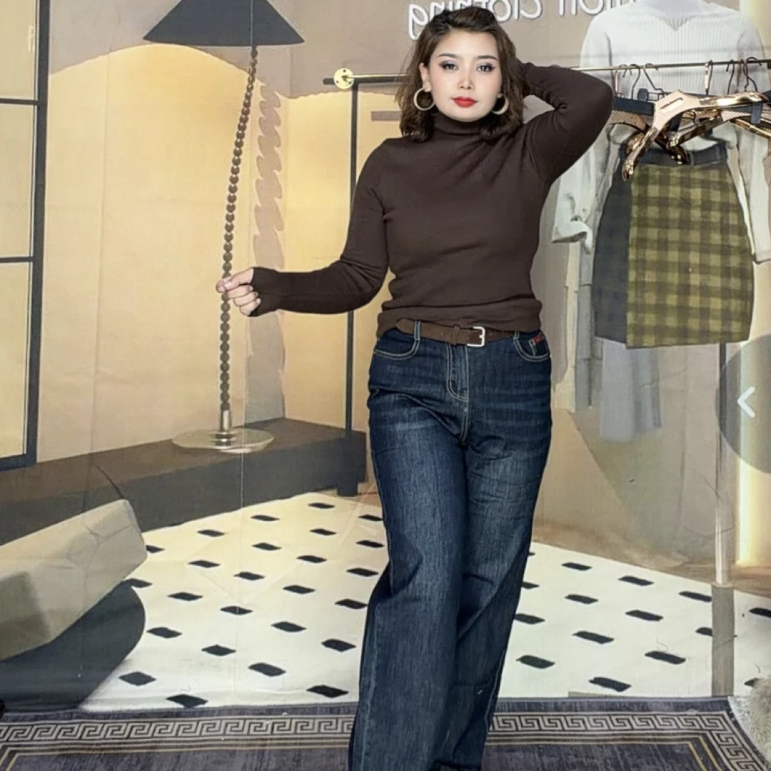 8011  女人漂亮的裤子。