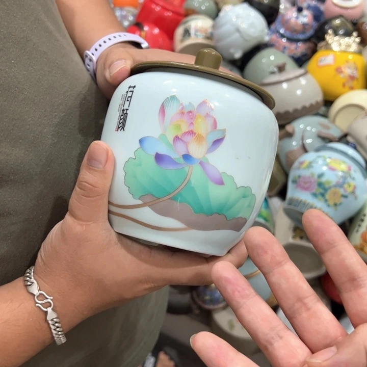 瑕疵福利品陶瓷茶叶罐介意勿拍