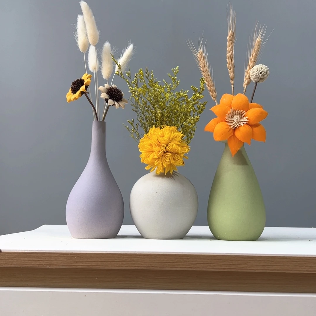 瓶花瓶带花高度20-30厘米左右