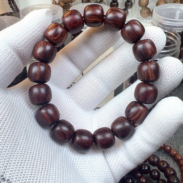 晓***边木檀香木1213….红….将