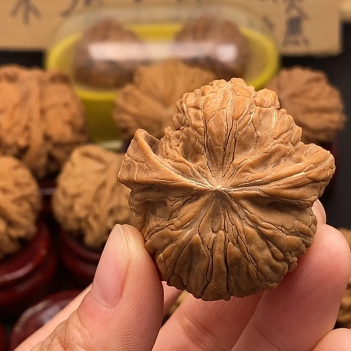 无***风文玩核桃吊坠瑕疵单只不退不换