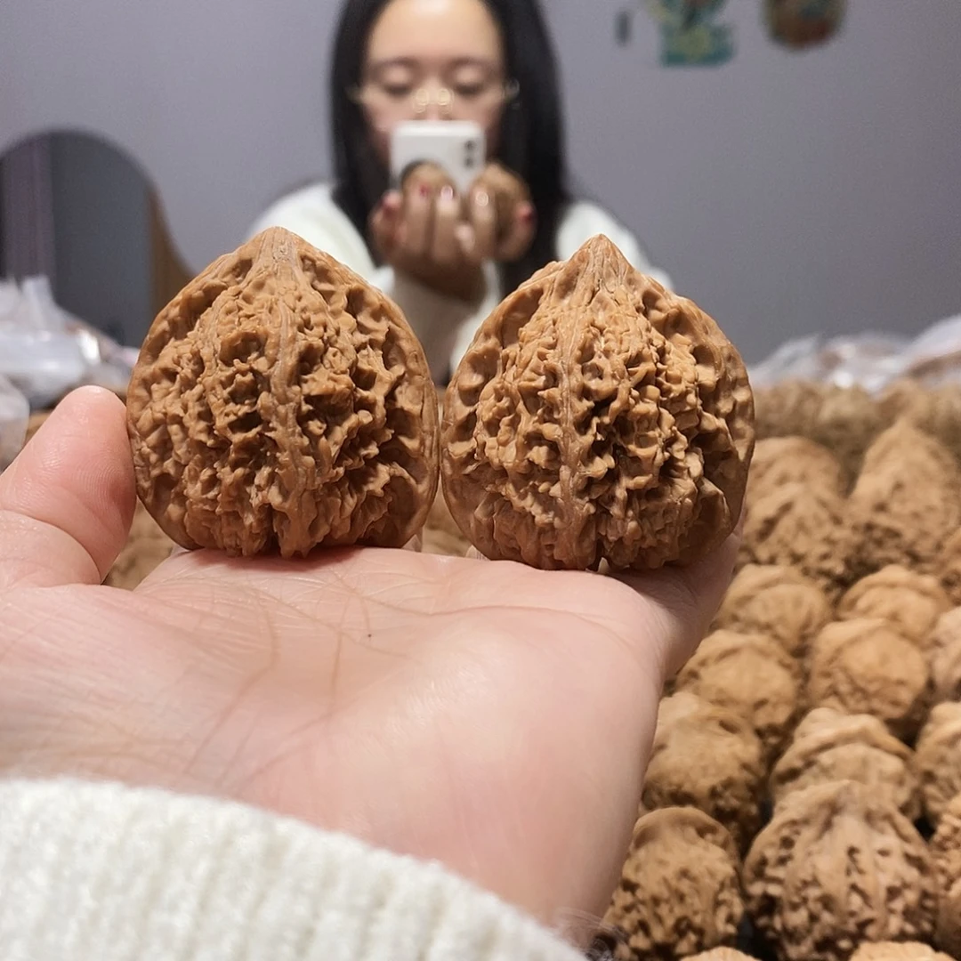 鲜***橙吊坠文玩核桃满天星43