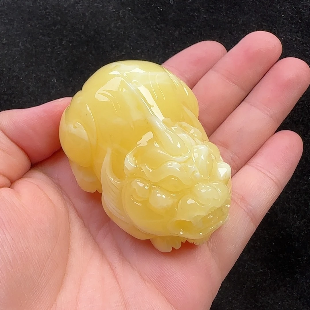 蜜蜡未镶嵌珠宝奇石