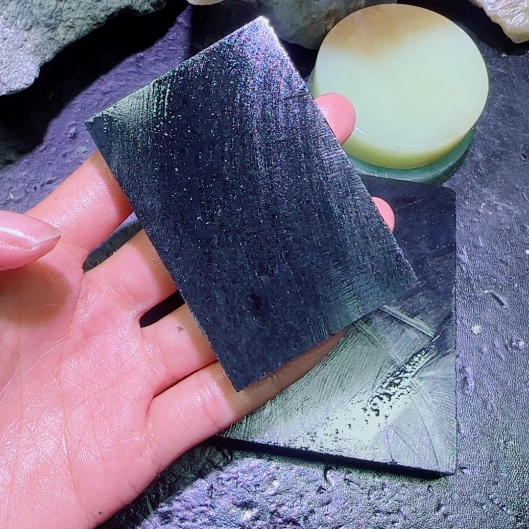 和田玉未镶嵌珠宝半成品