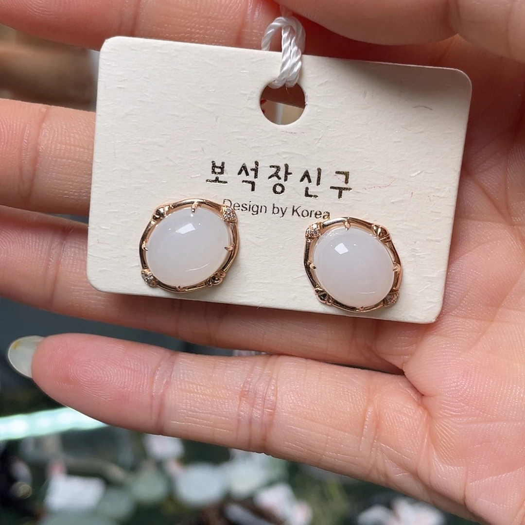 和田玉18K金镶嵌戒指