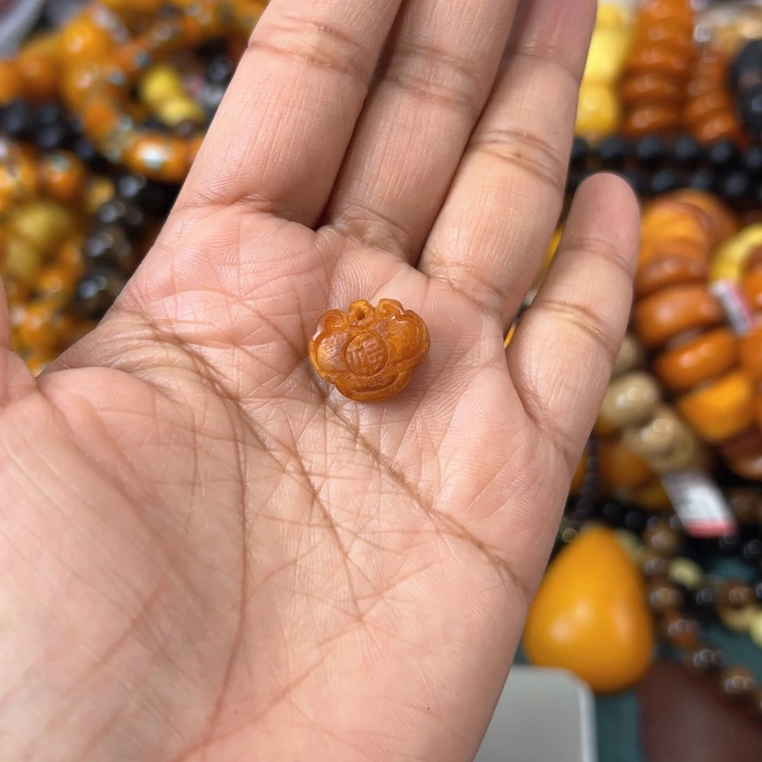 琥珀珠宝奇石未镶嵌1417