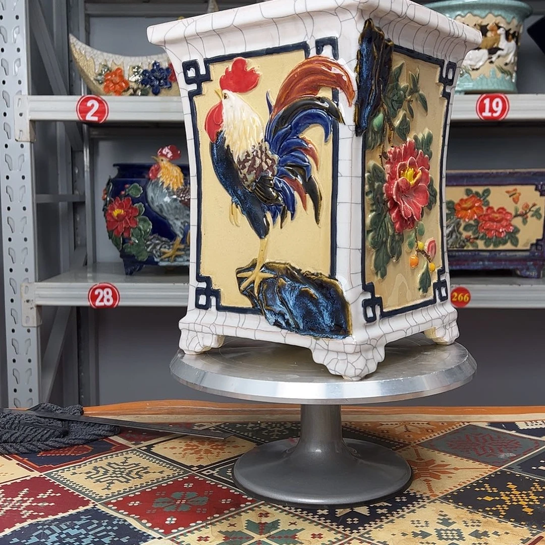 华***）手工艺品琉璃石湾盆