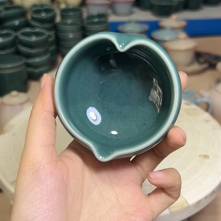 龙泉云间青瓷小米茶器
