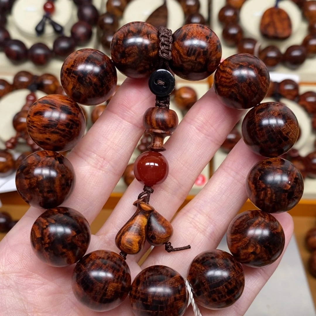 扬***茂手串/手链黄花梨/降香黄檀海南黄花梨1.8毕业芝麻瘤疤花