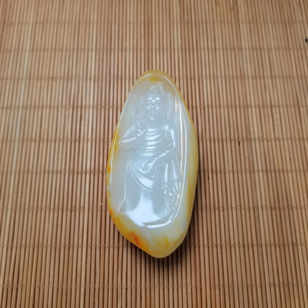 新疆和田玉大日如来85克