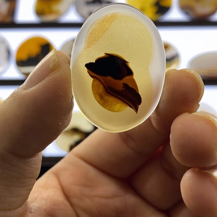 玛瑙/玉髓合金颈饰