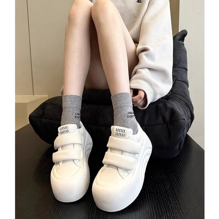 女子魔术贴袋装2024年春季1.50橡胶运动鞋