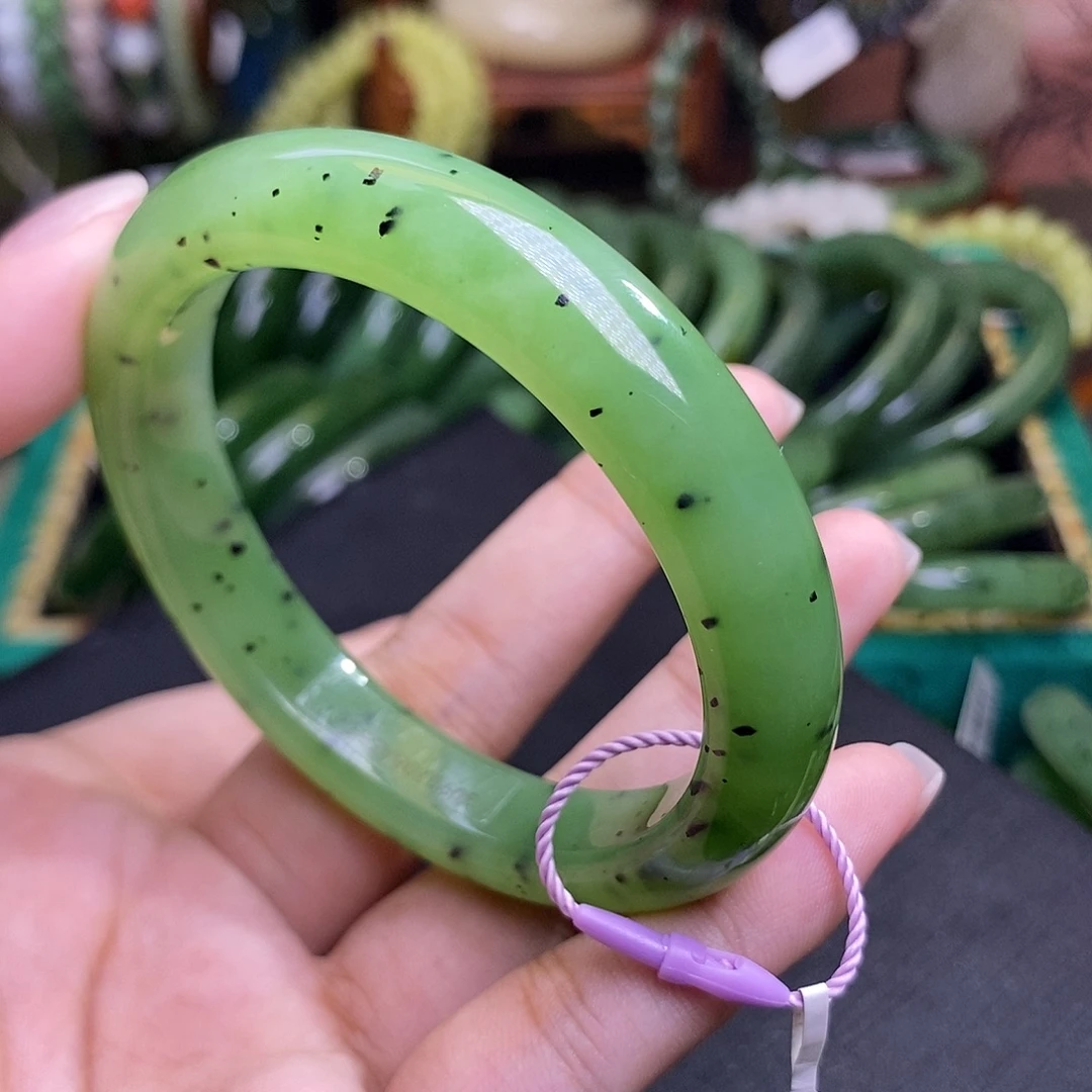未镶嵌手镯和田玉碧玉果绿老矿料冰底手镯55.5