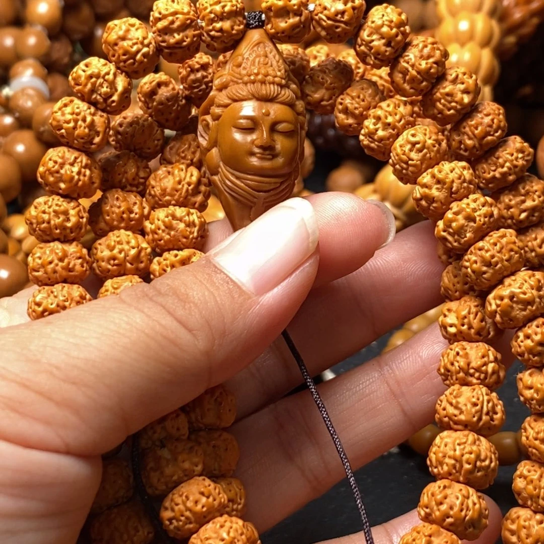 猴头核桃吊坠文玩