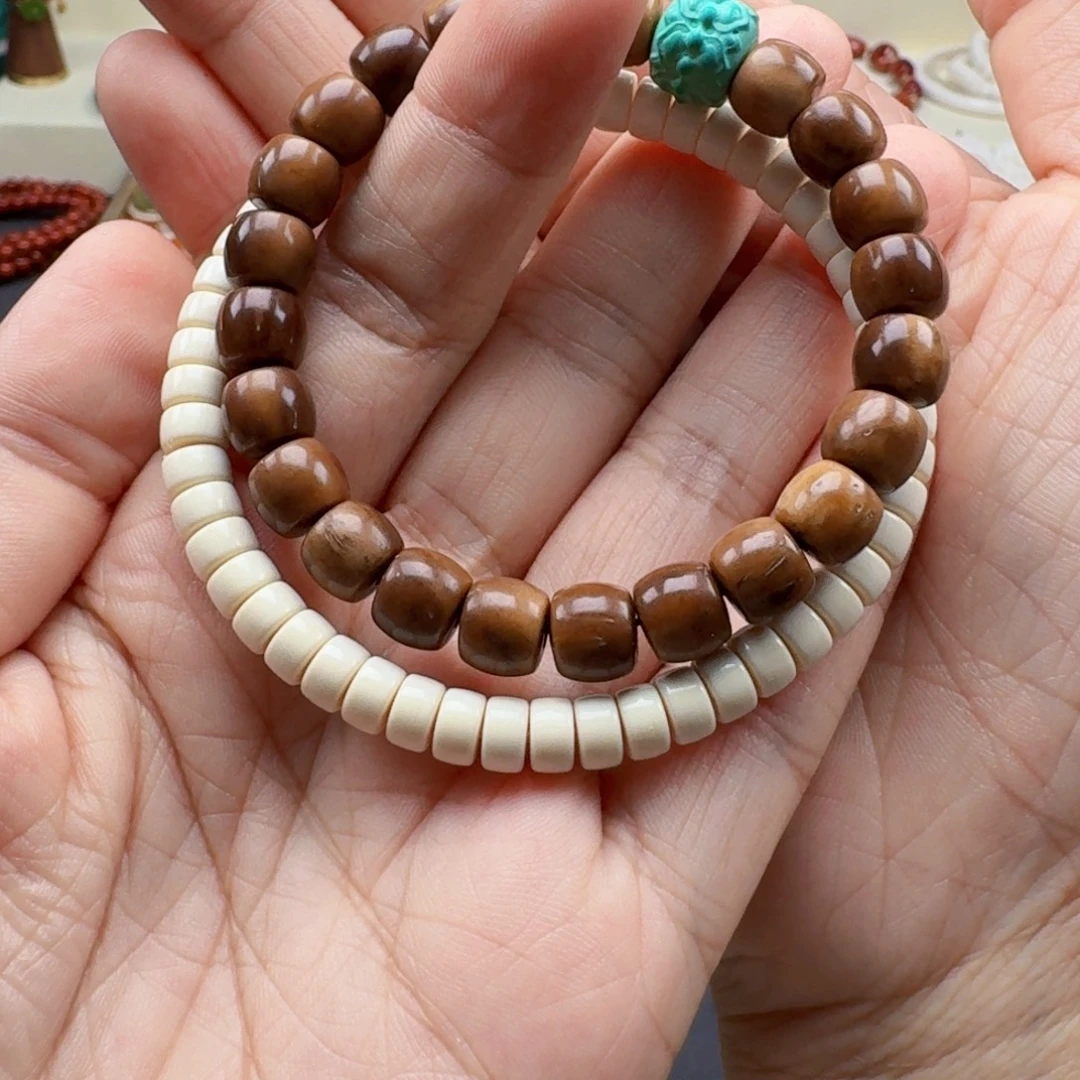 D***.无事牌库克库克手串