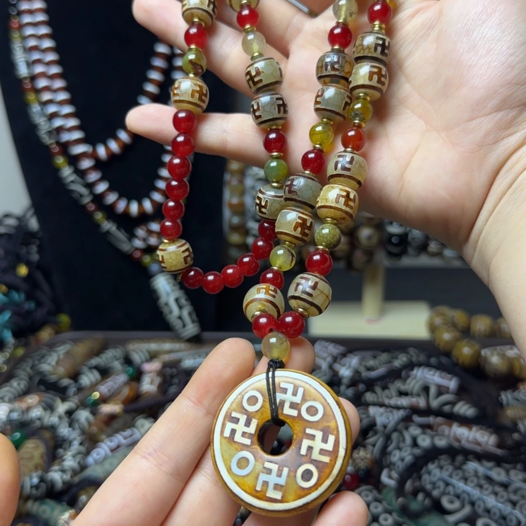 玛瑙/玉髓合金颈饰