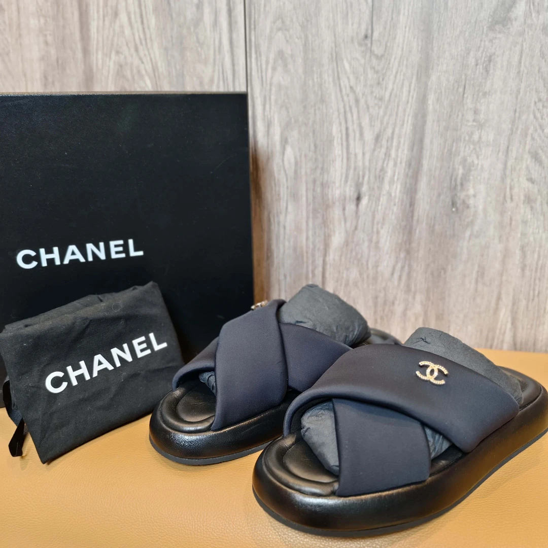 99新 Chanel/香奈儿 交叉绑带面包拖鞋黑色/36码/大全套/32942