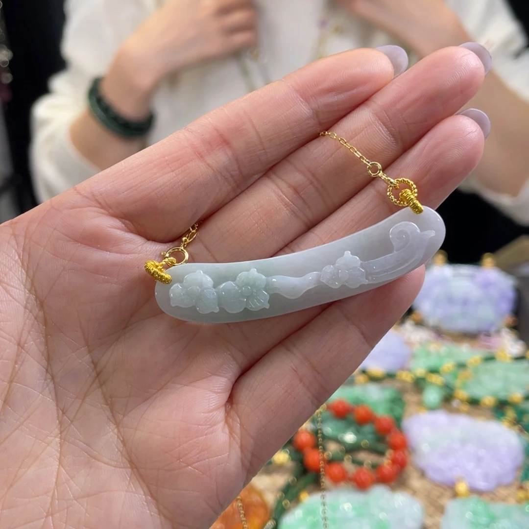 翡翠颈饰未镶嵌代编织