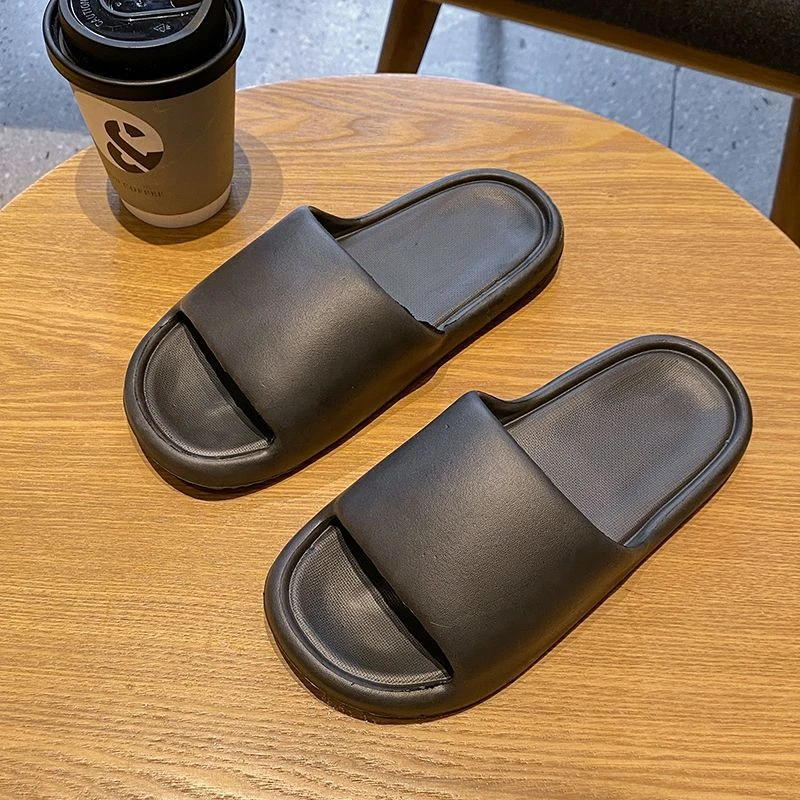 【工厂直销】黑色简约EA踩屎感拖鞋