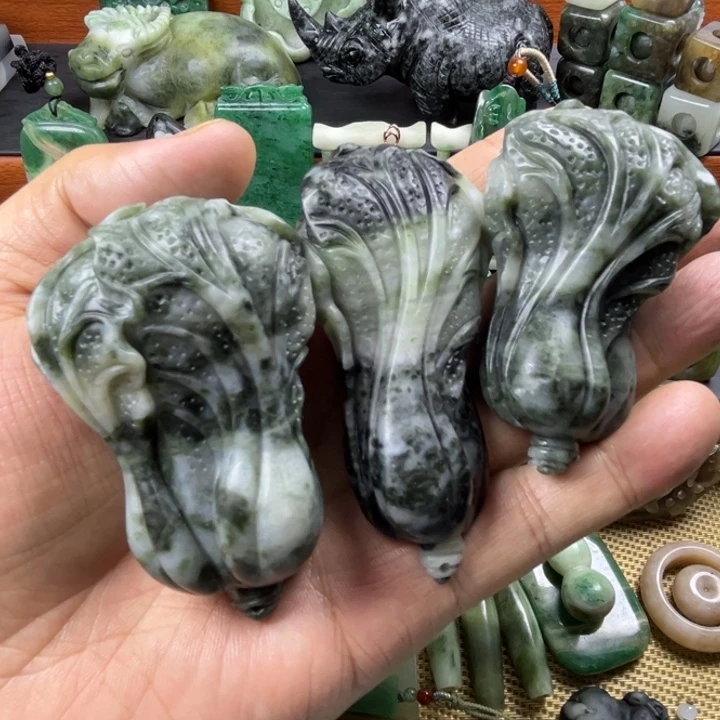 独山玉未镶嵌珠宝半成品