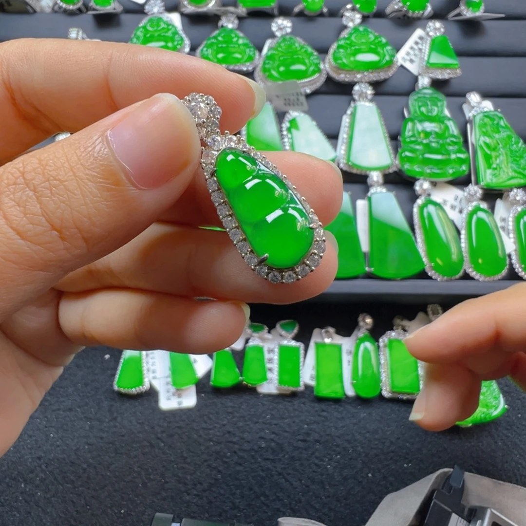 翡翠银S925镶嵌颈饰