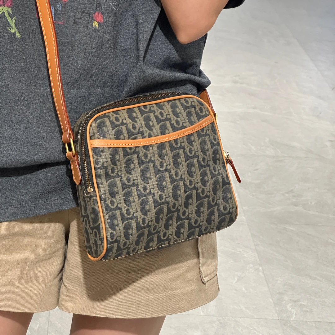 95新 DIOR/迪奥 中古橄榄绿色老花贝壳包斜挎包