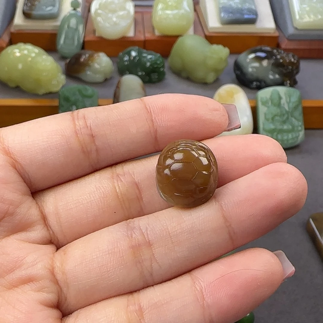 【闪购商品】颈饰未镶嵌和田玉