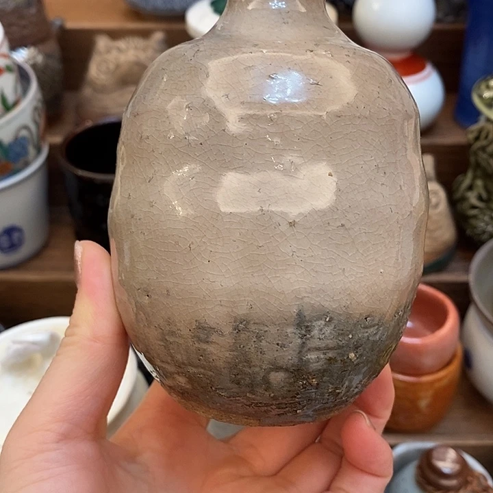 心***动   中古物品默认微瑕，谨慎参拍，满18包邮！
