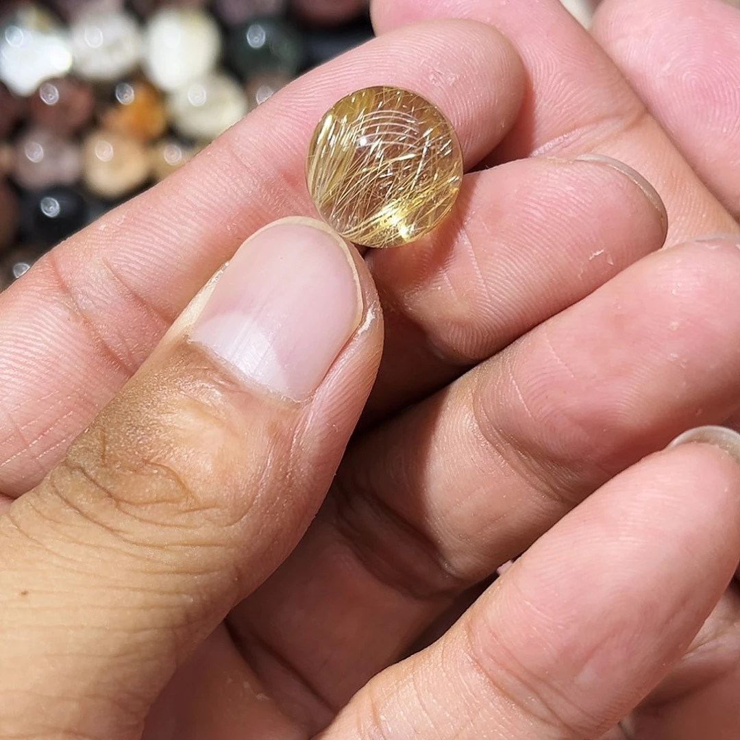 未镶嵌颈饰水晶14.6mm发钛晶