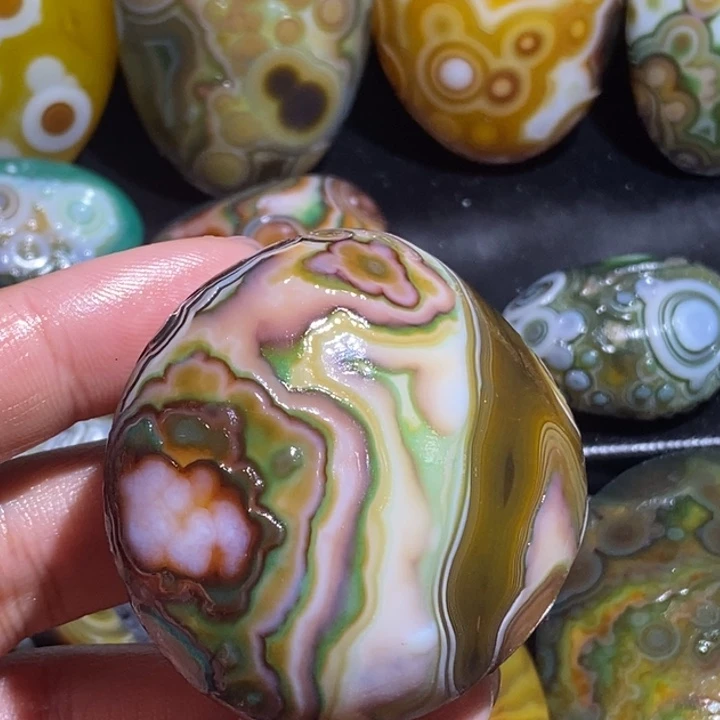 玛瑙/玉髓未镶嵌珠宝奇石43