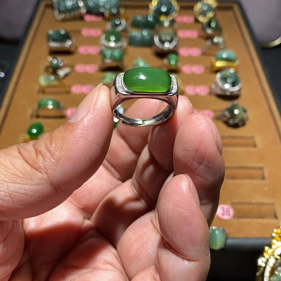 和田玉未镶嵌戒指