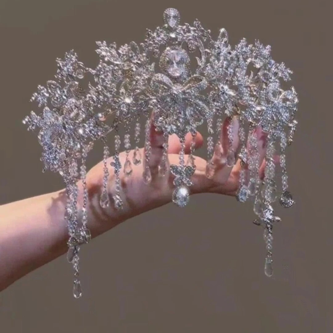 欧姿新品推荐轻奢华丽丽公主冠主婚纱秀场皇冠跟妆新娘配饰17740