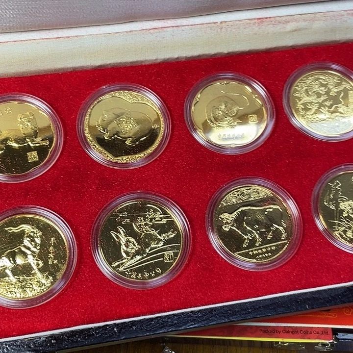 其他普通金属镀金生肖一套