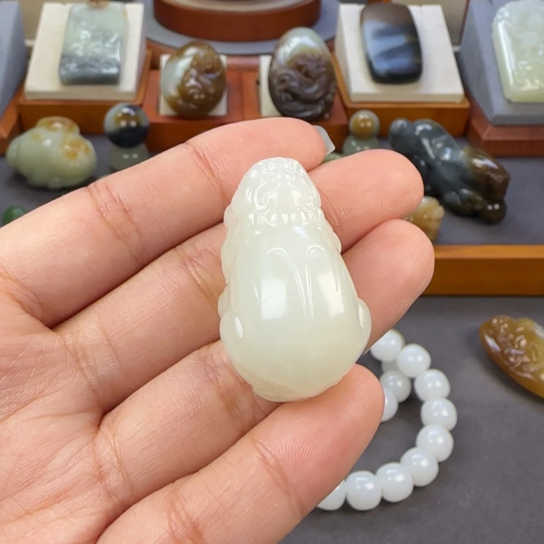 定制和田玉未镶嵌和田玉