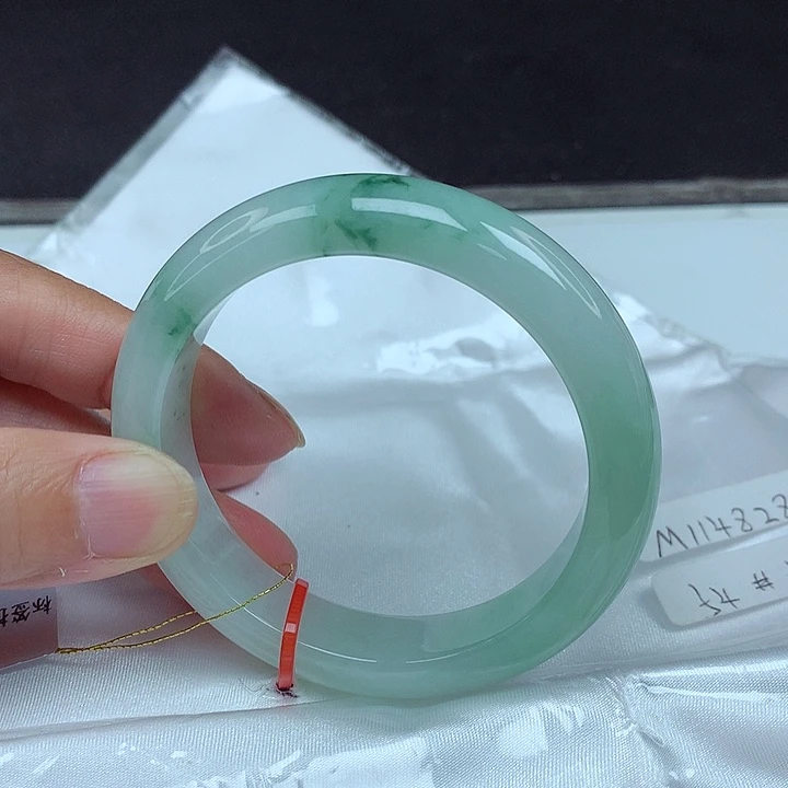 翡翠未镶嵌手镯54圈4828